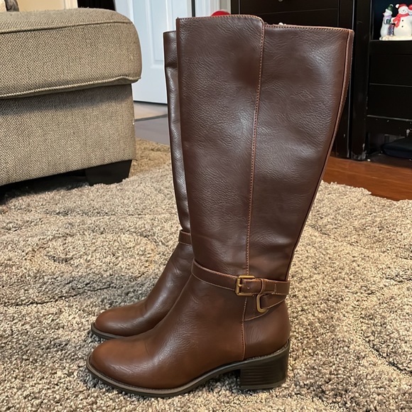 Boots by Chaps - Picture 2 of 7